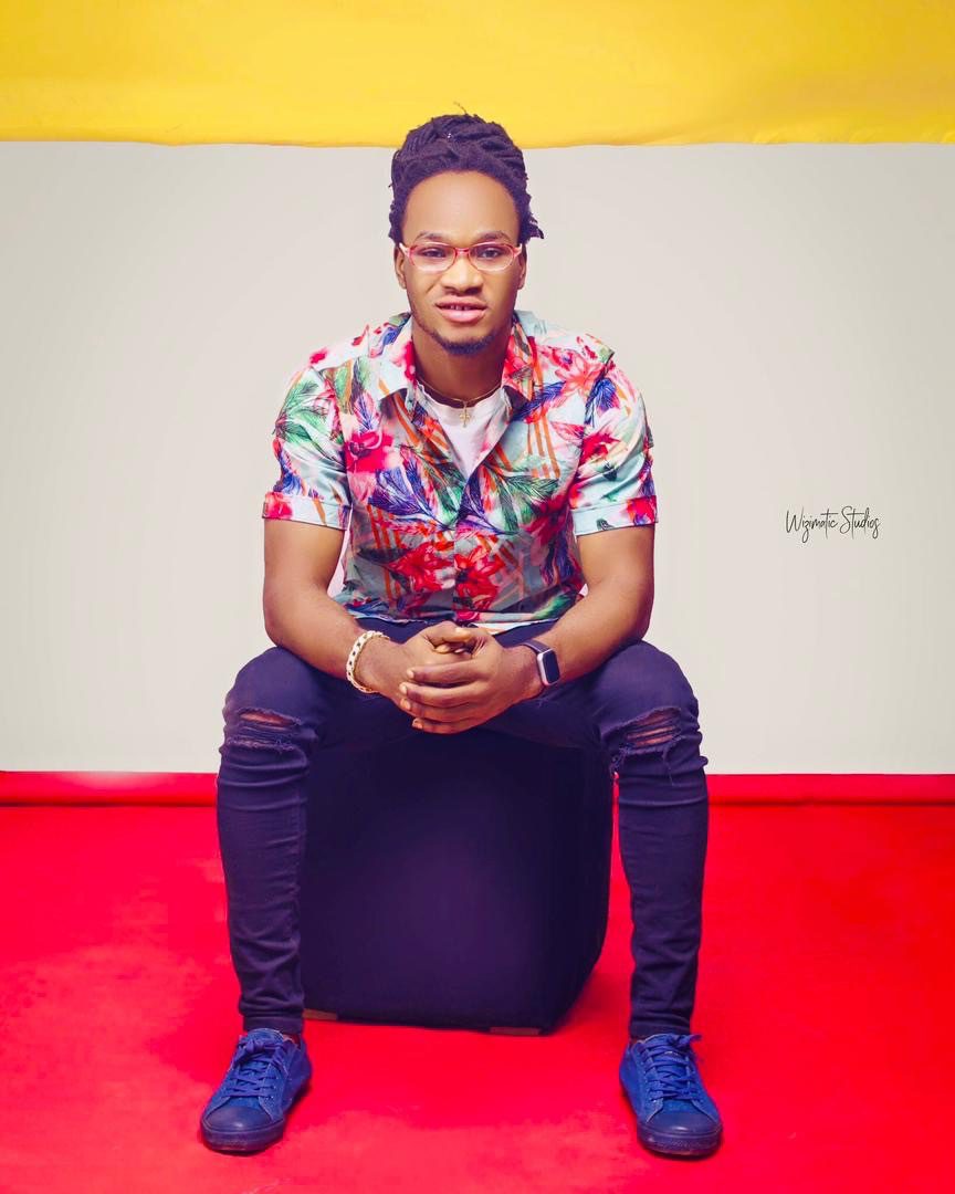 Oyekanmi Ololade David (Holyvibeez_David)